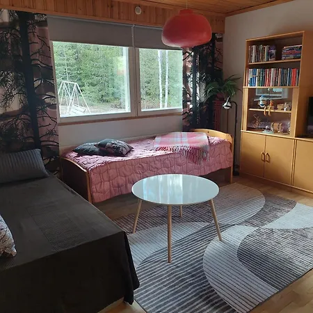 Maentyrinteen Apartment *